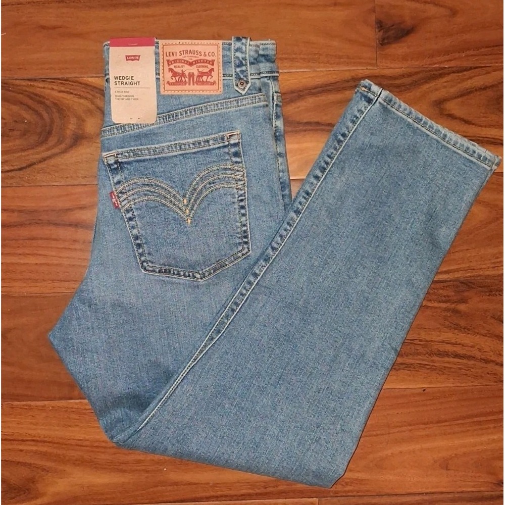 Women's Levi's Wedgie Straight Jeans 30x28 - Picture 1 of 6